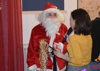 Ξεκίνησαν οι εκδηλώσεις «Χριστουγεννιάτικες Φωτιές στη Φλώρινα» – Απόψε η φωταγώγηση του Χριστουγεννιάτικου δέντρου