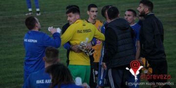 Γ΄ Εθνική: Αγωνιστική των επεισοδίων- Ξύλο μεταξύ παικτών, κροτίδες και δυο ποδοσφαιριστές στο νοσοκομείο στη Πρέβεζα