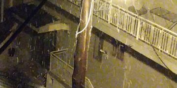 Κοζάνη: Ασθενής χιονόπτωση μέσα στην πόλη