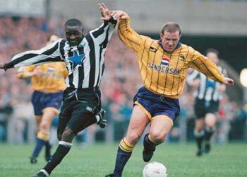 Τα 25 χρόνια στο Σέφιλντ, το απόλυτο στο Τελ Αβίβ