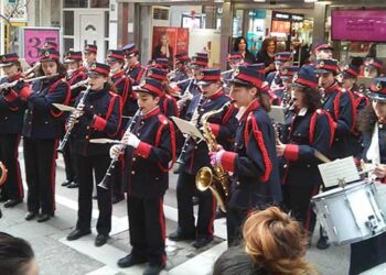 Γιατί Χριστούγεννα είναι να καλαντίζουν τα μικρά παιδιά και η Φιλαρμονική Εορδαίας – Φωτορεπορτάζ του Μάξιμου Κωνσταντινίδη