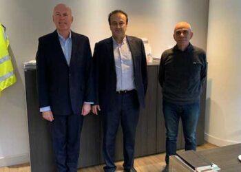 Συνάντηση του Γιάννη Αντωνιάδη στα κεντρικά γραφεία διοίκησης του αγωγού φυσικού αερίου ΤΑΡ