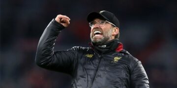 Όταν λείπει η γάτα!