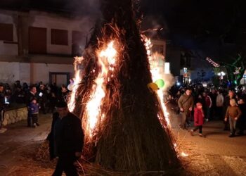 Γλέντι με χάλκινα και πολύ κέφι στις Κλαδαριές της Σιάτιστας