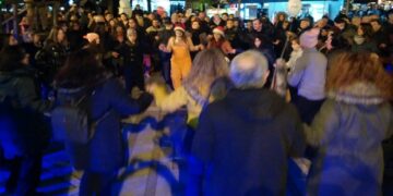 Ταξίδι στη χώρα του χαμόγελου – Γράφει ο Μάξιμος Κωνσταντινίδης