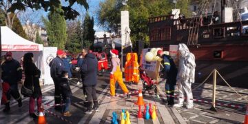 Η Π.Υ. Πτολεμαΐδας παρουσίασε το πυροσβεστικό της έργο! –	Για τρίτη χρονιά έγινε το πυροσβεστικό πάρκο στην κεντρική πλατεία Πτολεμαΐδας