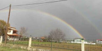 Μαγευτικό διπλό ουράνιο τόξο πάνω από τον ουρανό της Ασβεστόπετρας Εορδαίας!