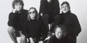 Η Μουσική Γωνιά του Μίλτου Ηλιάδη στο e-ptolemeos.gr – The Tractors Santa Claus Is Coming (In a boogie-woogie choo-choo train)