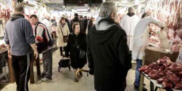 ΕΦΕΤ: Τι πρέπει να προσέχουμε στην αγορά τροφίμων ενόψει Χριστουγέννων