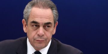 Συνάντηση Σαββίδη-Μίχαλου στα Γρεβενά και φήµες για νέο κόµµα