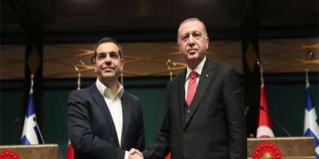 Ανατολίτικο παζάρι Ερντογάν με Χάλκη, Θράκη και 8 Τούρκους στρατιωτικούς