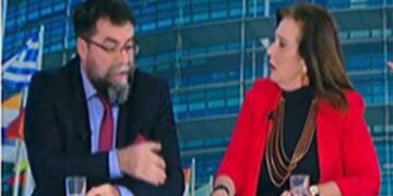 Μεγαλοοικονόμου σε ντελίριο: Ο Τσίπρας είναι λεβεντιά, οι άλλοι κουραμπιέδες (βίντεο)