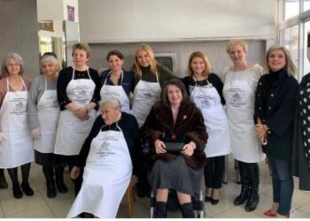 Στον «Καλό Σαμαρείτη» η Μαρέβα Γκραμπόφσκι Μητσοτάκη