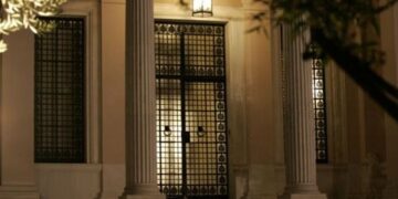 Μίνι ανασχητισμός στην κυβέρνηση – Υπ. Εξωτερικών ο Γ. Κατρούγκαλος