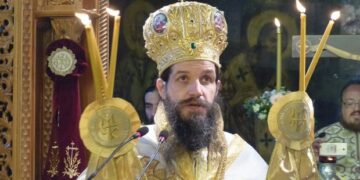 Η πρώτη Αρχιερατική Θεία Λειτουργία του Μητροπολίτη Σιατίστης Αθανασίου (ΦΩΤΟ)