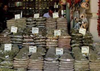 Κατασχέθηκαν 11 τόνοι μπαχαρικά, βότανα και άλευρα από τον ΕΦΕΤ στη Βόρεια Ελλάδα