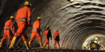 Όλο το παρασκήνιο για την τροπολογία του διαγωνισμού – Τι ζήτησαν και τι άλλαξαν οι θεσμοί – Τα μηνύματα ενόψει των προσφορών