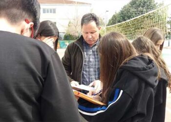 4ο Γυμνάσιο Πτολεμαΐδας: «Το Πείραμα του Ερατοσθένη για τον υπολογισμό της ακτίνας της Γης»