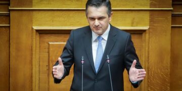 «Κόντρα» στην επίσημη γραμμή της ΝΔ ο Γιώργος Κασαπίδης-Απείχε από την ψηφοφορία για το πολυνομοσχέδιο της Παιδείας γιατί είναι υπέρ της συγχώνευσης ΤΕΙ και Πανεπιστημίου Δυτικής Μακεδονίας