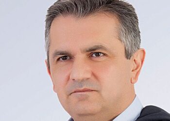 Ο Γιώργος Κασαπίδης εκφράζει ανησυχίες για τη λειτουργία της Σχολής Επιμόρφωσης Γεωργών στο Βελβεντό