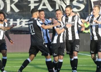 Super League: Πρωταθλητής Ελλάδος ο ΠΑΟΚ μετά από 34 χρόνια, κέρδισε 5-0 τον Λεβαδειακό