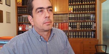 Γιάννης Θεοφύλακτος στο Κανάλι της Βουλής και στην ΕΡΑ ΚΟΖΑΝΗΣ για επενδυτικό νόμο – εμπορικά σήματα –  α΄ κατοικία – δάνεια Ν.Δ. – ΠΑΣΟΚ