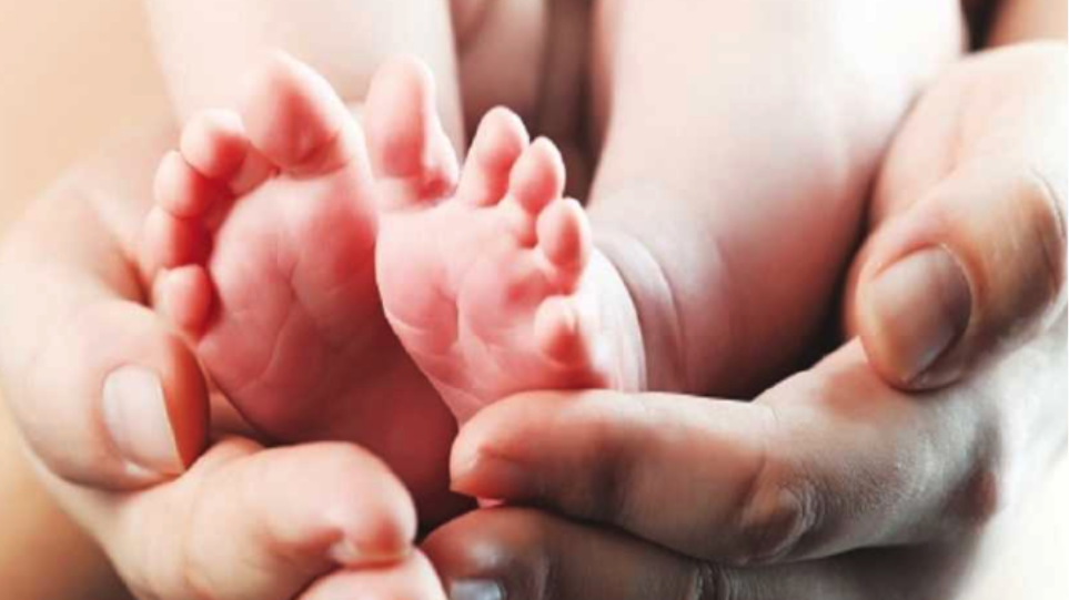Ανοίγει η ηλεκτρονική πλατφόρμα για αναδοχή και υιοθεσία