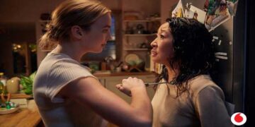 Το Killing Eve που προβάλλεται αποκλειστικά από το Vodafone TV καλύτερη σειρά του 2019