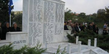 Μνημόσυνο για τους τέσσερις Σοβιετικούς Στρατιώτες που έπεσαν ηρωικά στο Μεσόβουνο
