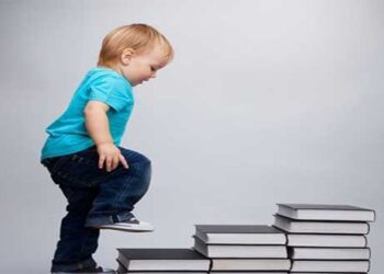 Από το Νηπιαγωγείο στο Δημοτικό- Γράφει η Δέσποινα Α. Καραστογιάννη