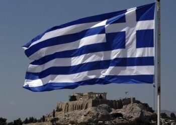 Πρωταθλήτρια Ευρώπης στον ΦΠΑ η Ελλάδα: Πόσα πληρώνουν οι άλλοι, πόσα εμείς, για τρόφιμα, ρεύμα, καφέ, διακοπές