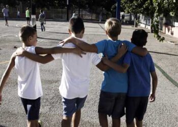 Πότε κλείνουν τα σχολεία για καλοκαίρι