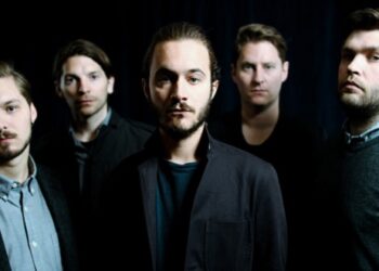 Η Μουσική Γωνιά του Μίλτου Ηλιάδη στο e-ptolemeos.gr – Editors – You Don’t Know Love