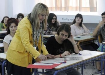 Τα θέματα των Μαθηματικών (Άλγεβρα) που διαγωνίστηκαν σήμερα οι υποψήφιοι των ΕΠΑΛ