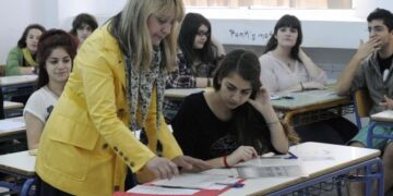 Τα θέματα των Μαθηματικών (Άλγεβρα) που διαγωνίστηκαν σήμερα οι υποψήφιοι των ΕΠΑΛ