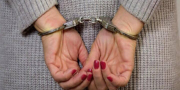 Γρεβενά: 25χρονη έκλεψε 3.000 ευρώ από 62χρονη