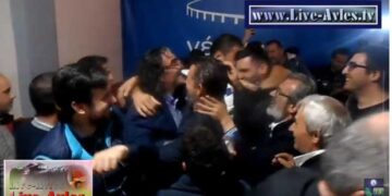 Τα πανηγύρια τη στιγμή της επιβεβαίωσης του νικηφόρου τελικού αποτελέσματος με το νέο Δήμαρχο Σερβίων Χρήστο Ελευθερίου  (video)