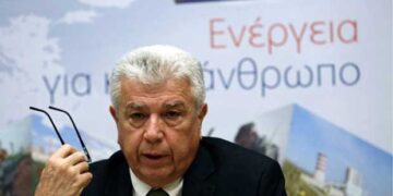 Στο παρά 1′ ζητούν στρατηγικό επενδυτή για τη ΔΕΗ