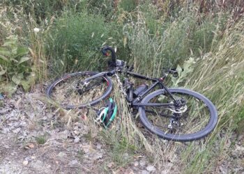 Τα αίτια του τροχαίου δυστυχήματος με τους ποδηλάτες ερευνά η Τροχαία Πτολεμαΐδας – Αφέθηκε ελεύθερη η οδηγός του εμπλεκόμενου οχήματος