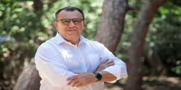 Πολιτικό Γραφείο από τον Χρόνη Ακριτίδη	– Από τα Παραπολιτικά του Παλμού της Τετάρτης 24 Ιουλίου