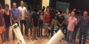 Βραδιά αστροπαρατήρησης για τους εφήβους της Προσωρινής Δομής Φιλοξενίας Ασυνόδευτων Ανηλίκων