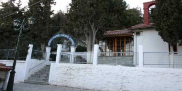 Πανηγυρίζει το Ιερό Εξωκλήσι της Αγίας Άννης Κοζάνης