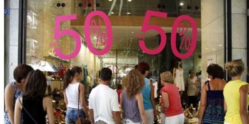 Θετικά τα μηνύματα της τοπικής αγοράς την πρώτη εβδομάδα των εκπτώσεων – Ανοιχτά καταστήματα την Κυριακή