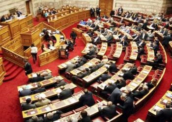 Live η ορκωμοσία της νέας Βουλής