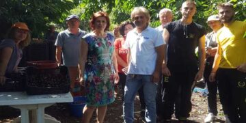 Συνεχίστηκε η περιοδεία της Παρασκευής Βρυζίδου στο Ν. Κοζάνης: “Μπορείτε να με εμπιστευθείτε”