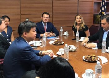 Συνάντηση του ΥφΑΑΤ Κώστα Σκρέκα για την προώθηση των ελληνικών αγροτικών προϊόντων στην αγορά της Κίνας
