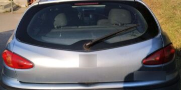 Συνελήφθη 29χρονος αλλοδαπός, σε περιοχή της Καστοριάς, ο οποίος μετέφερε παράνομα 4 αλλοδαπούς έξω από τη χώρα