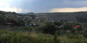 «Μαραζώνει» το ΠΑΡΧΑΡ Κομνηνών λόγω της κακής κατάστασης του δρόμου που εμποδίζει την πρόσβαση στον Οικισμό