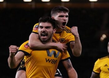 Χορεύοντας με τους «Λύκους» στο 3.50