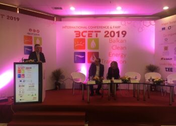 Αποστάσεις και σοβαροί προβληματισμοί από Σπυράκη και Φάμελλο για την πρόταση Κασαπίδη σχετικά με το υδρογόνο- Κάλεσαν τον Περιφερειάρχη να βρει πιο άμεσες λύσεις